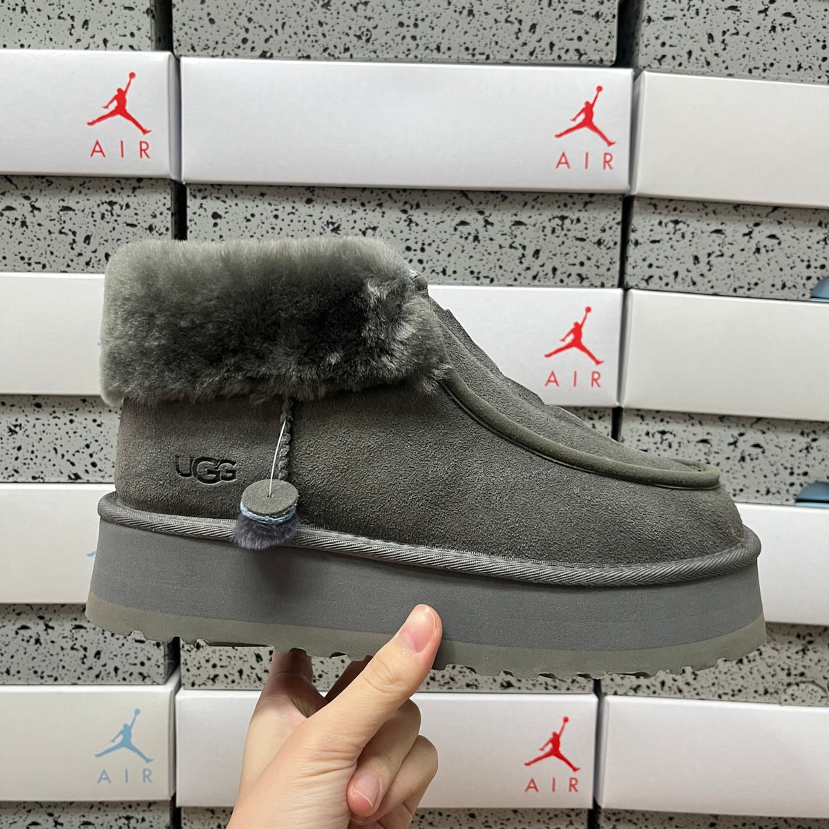 UGG Funkter Boot – Grey (Style 2551) | Sizes 35–40