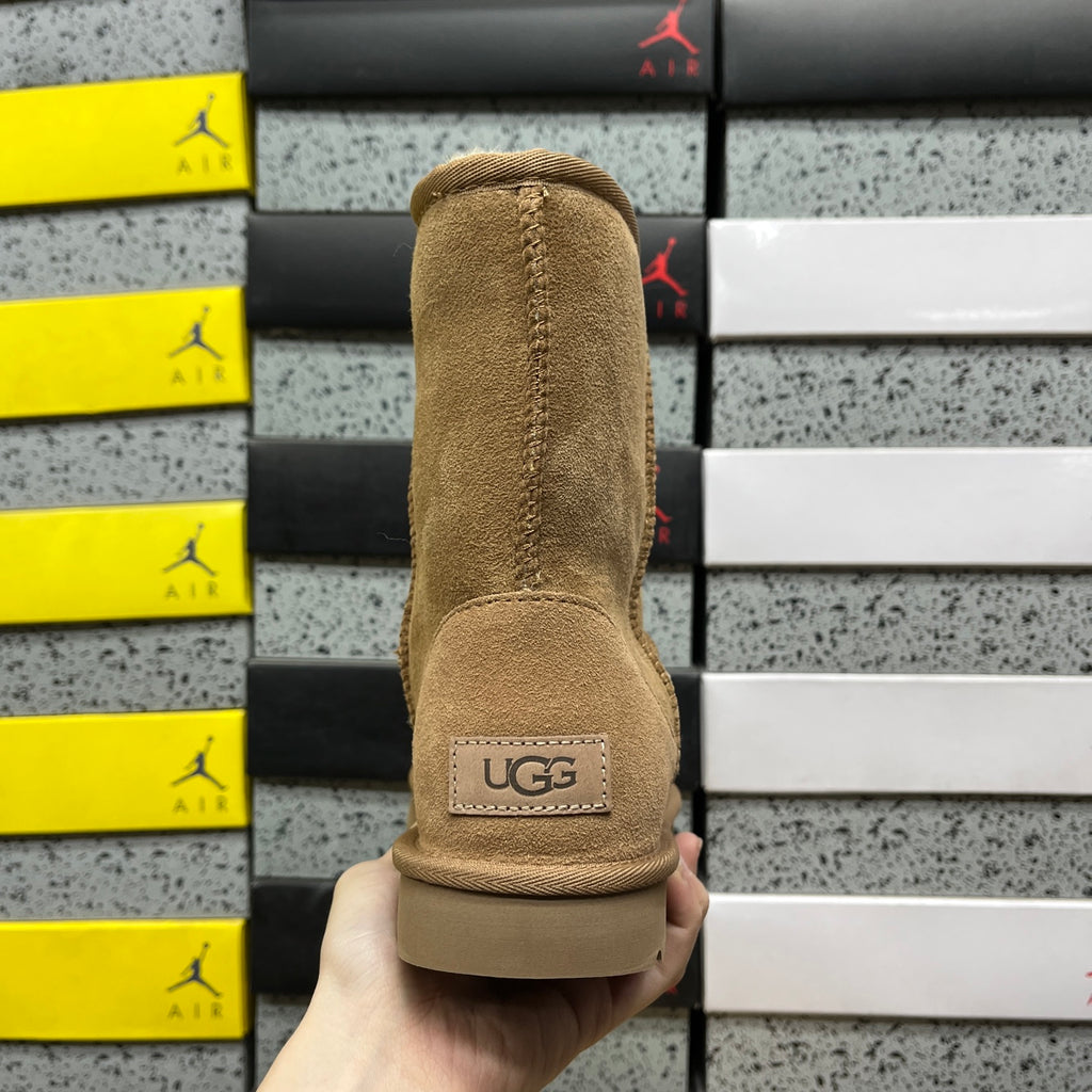 UGG Mid-Calf Snow Boot – Chestnut (Style 1016223) | Sizes 35–40