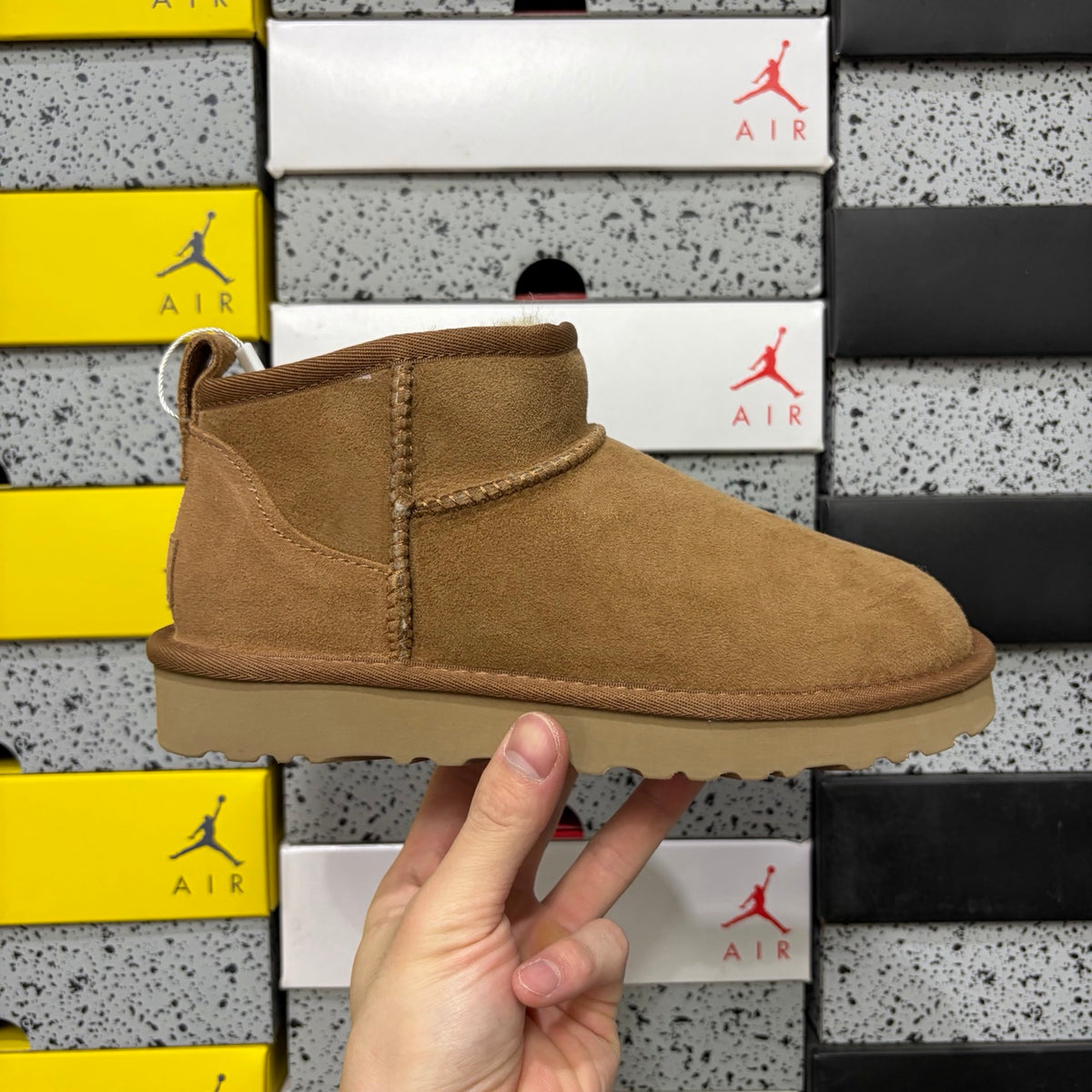UGG Classic Mini Boot – Chestnut (Style W1116109) | Sizes 35–44