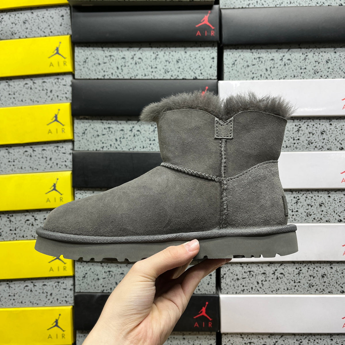 UGG Mid-Calf Snow Boot – Grey (Style 1016422) | Sizes 35–40
