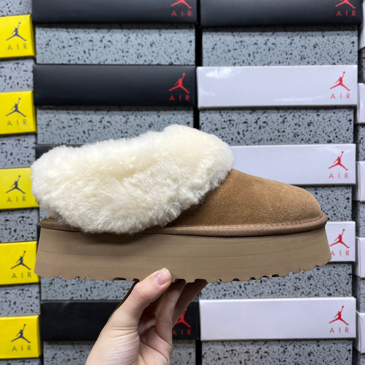 UGG Snow Boot – Chestnut (Style 1171393) | Sizes 35–40
