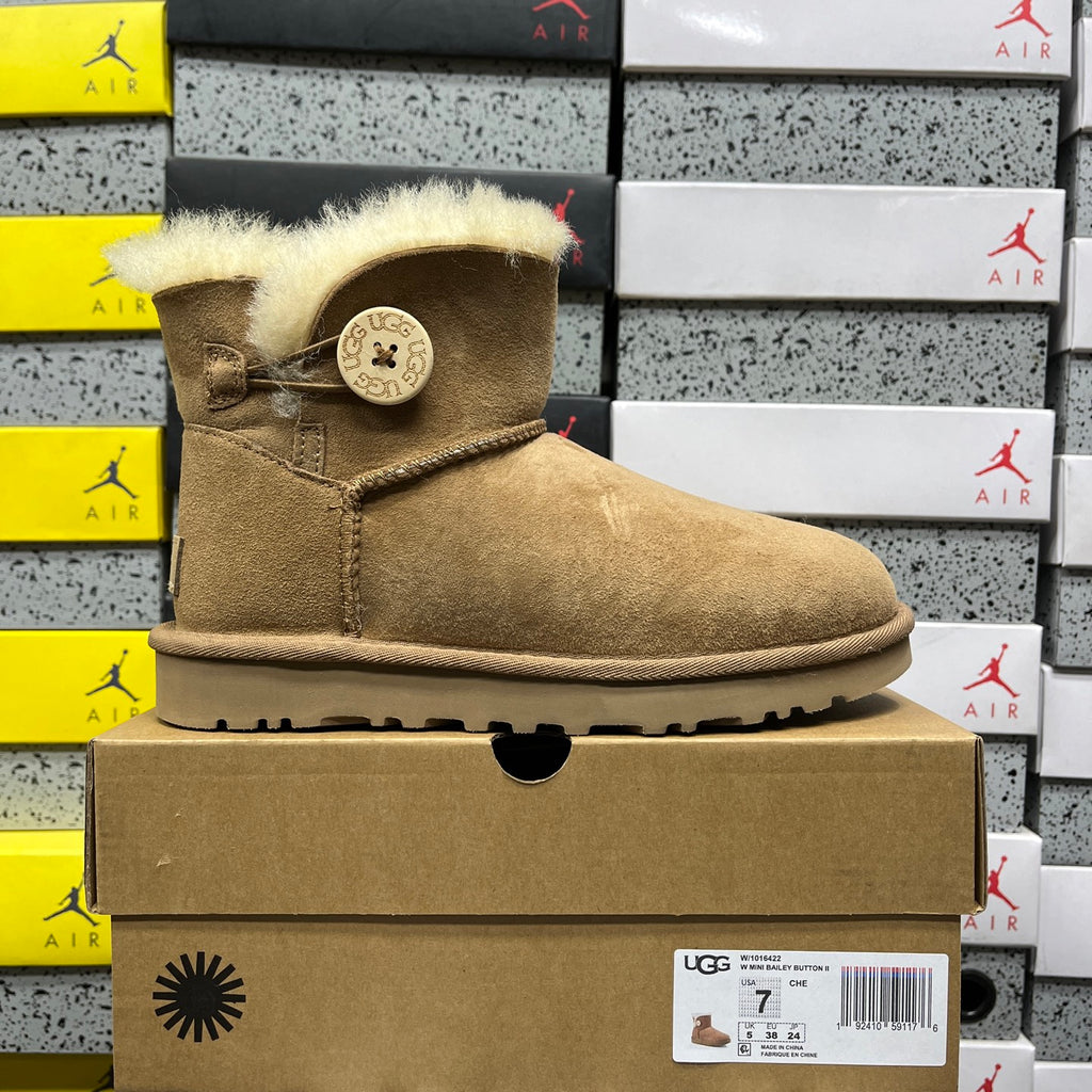 UGG Mid-Calf Snow Boot – Chestnut (Style 1016422) | Sizes 35–40