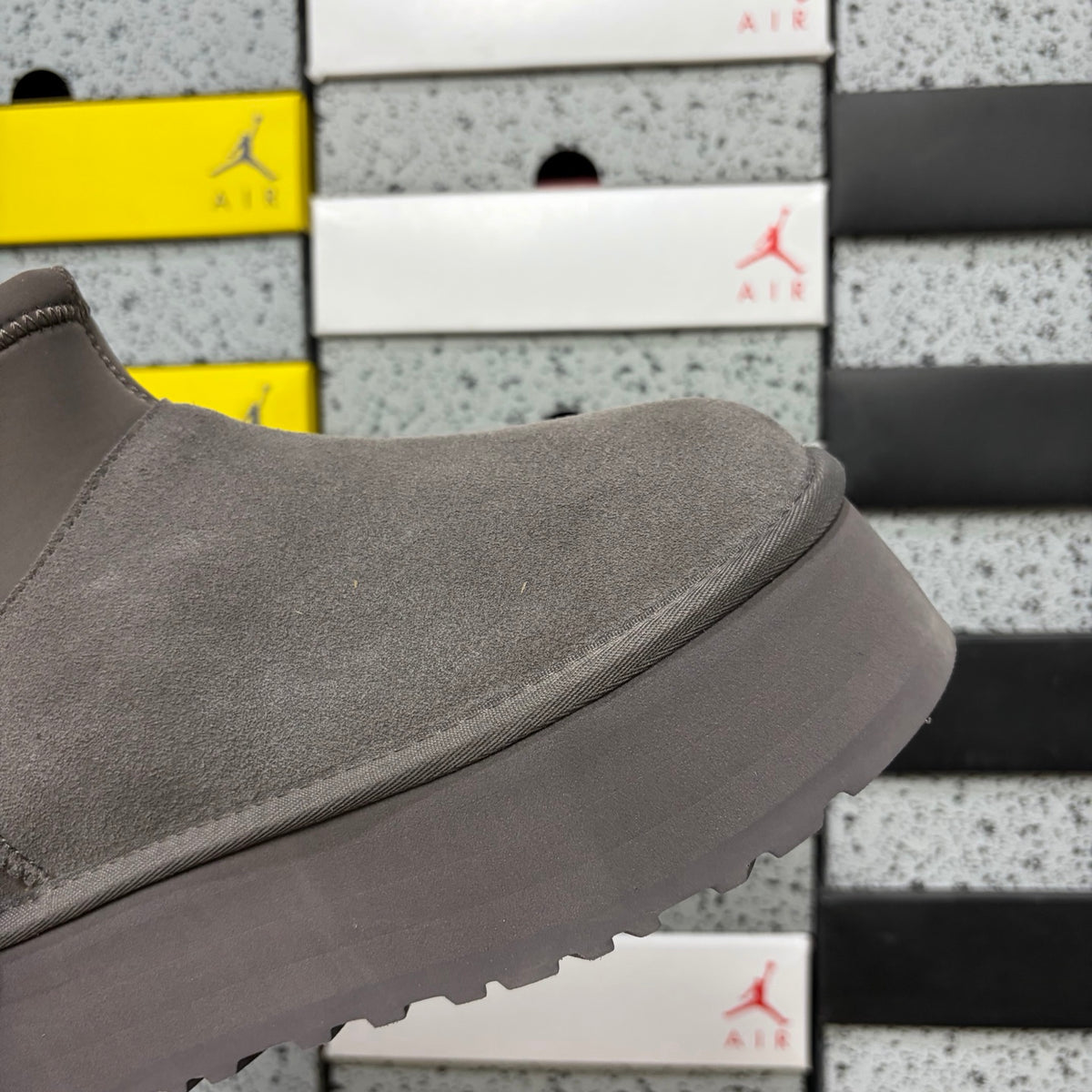 UGG Dipper Boot – Thunder Grey (Style 8170) | Sizes 35–40