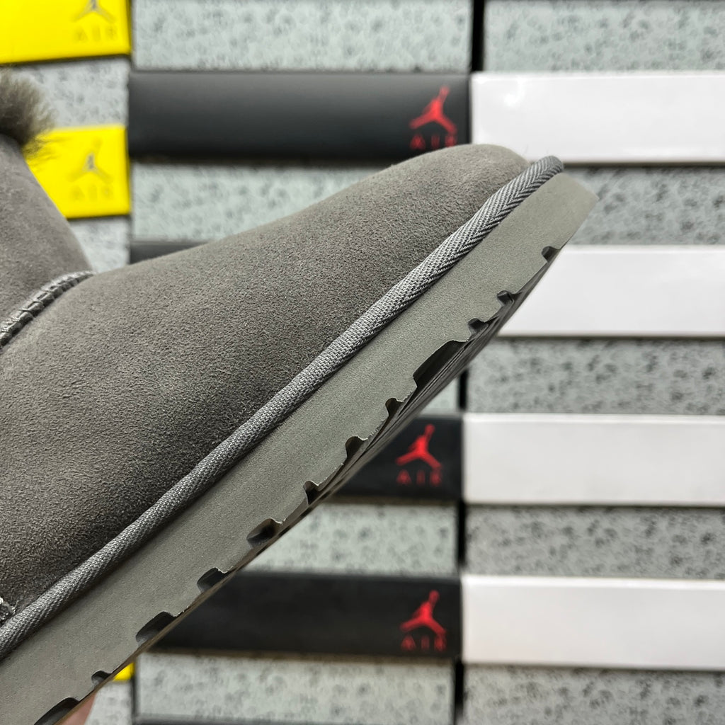 UGG Mid-Calf Snow Boot – Grey (Style 1016422) | Sizes 35–40
