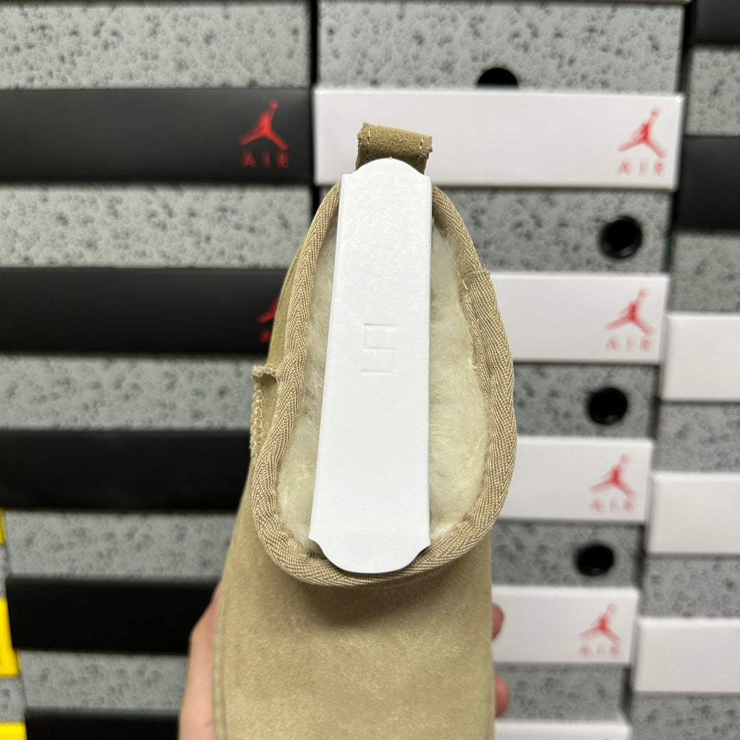 UGG Snow Boots 5092 – Mustard Yellow | 3cm | Sizes 35-40