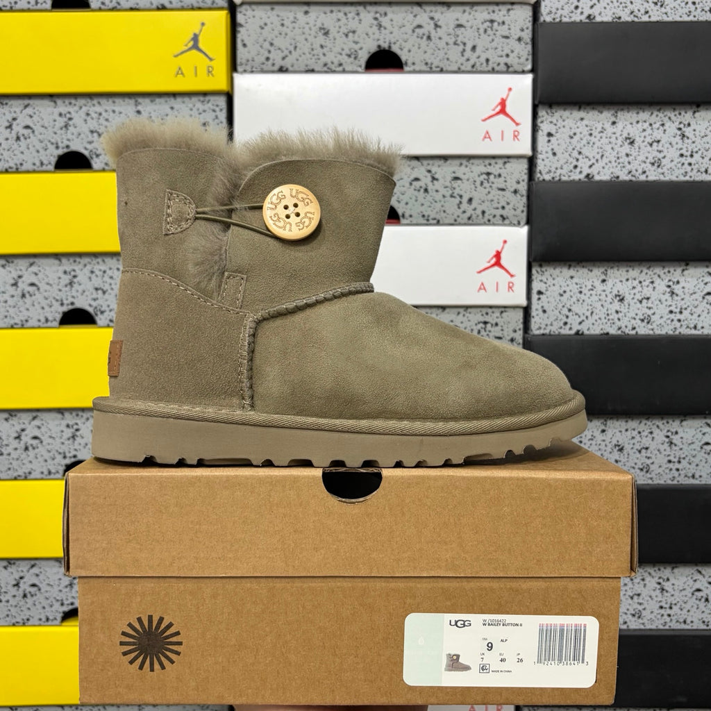 UGG Mid-Calf Boot 6422 – Antelope Brown | Wooden Button | Sizes 35-40