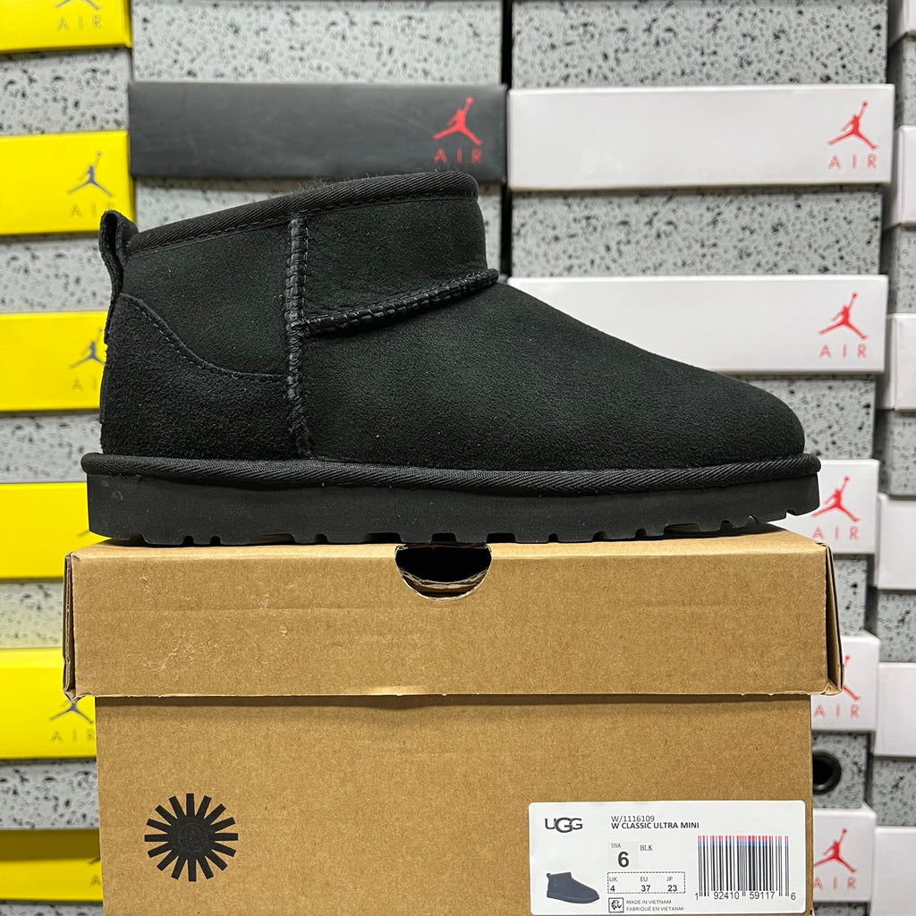 UGG Mid-Calf Snow Boot – Black (Style 1116109) | Sizes 35–40