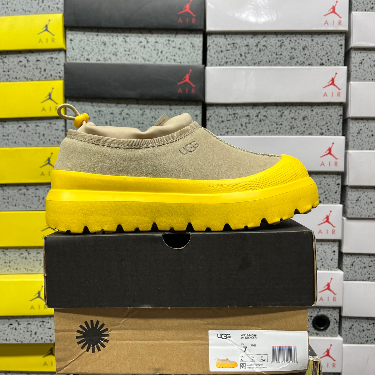 UGG Snow Boot – Yellow (Style 1144096) | Sizes 35–45