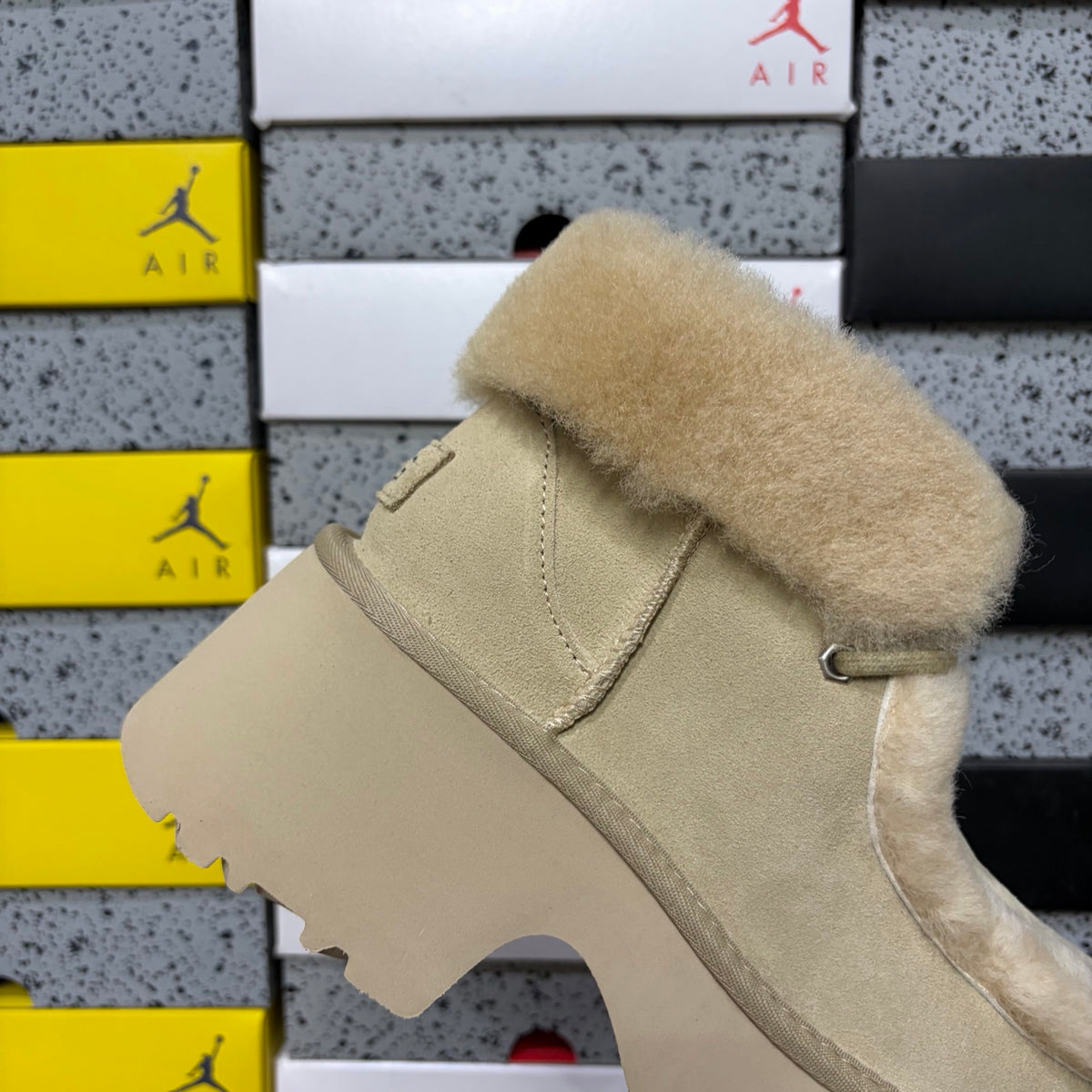 UGG Esme Slipper – Sand (Style W1171532) | Sizes 35–40