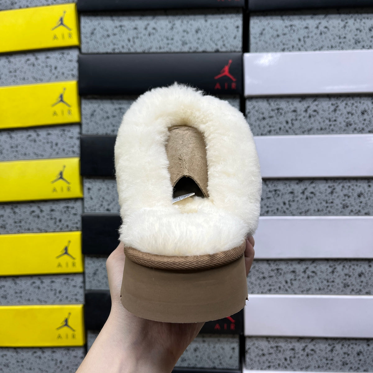 UGG Mid-Calf Snow Boot – Chestnut (Style 1122550) | Sizes 35–40