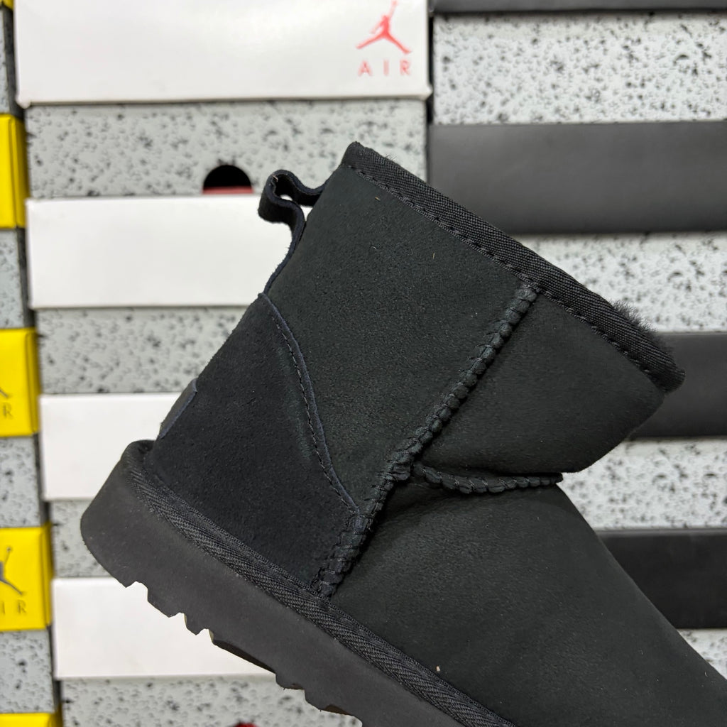 UGG Mid-Calf Boot 6222 – Black | Sizes 35-44
