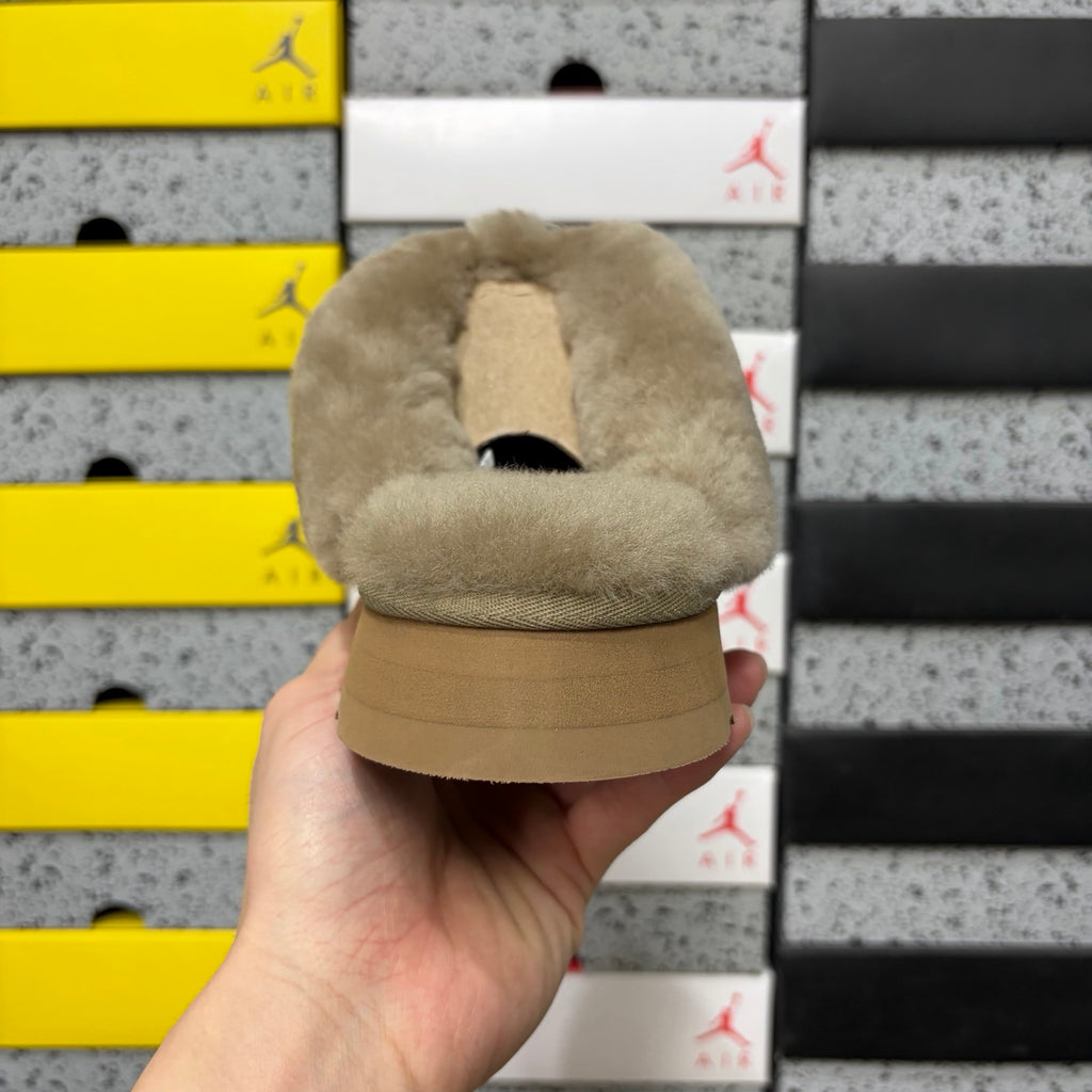 UGG Snow Boots 2550 – Antelope Brown Star Slide | 3cm | Sizes 35-40