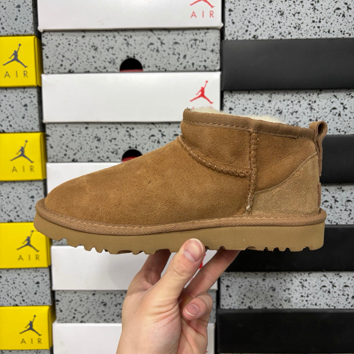 UGG Mini Boot – Chestnut (Style 6109) | Sizes 35–44