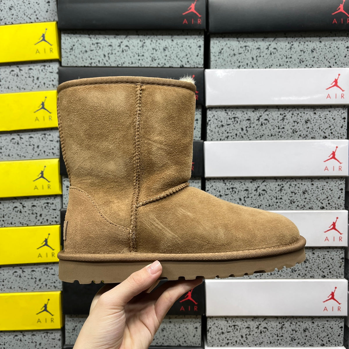 UGG Mid-Calf Snow Boot – Chestnut (Style 1016223) | Sizes 35–40