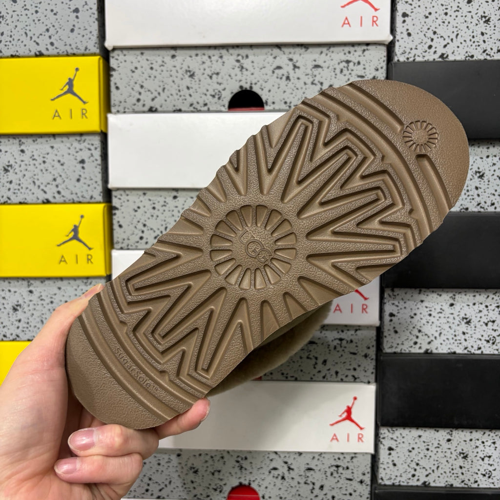 UGG Tasman Slipper – Antelope (Style 4810-3) | Sizes 35–40