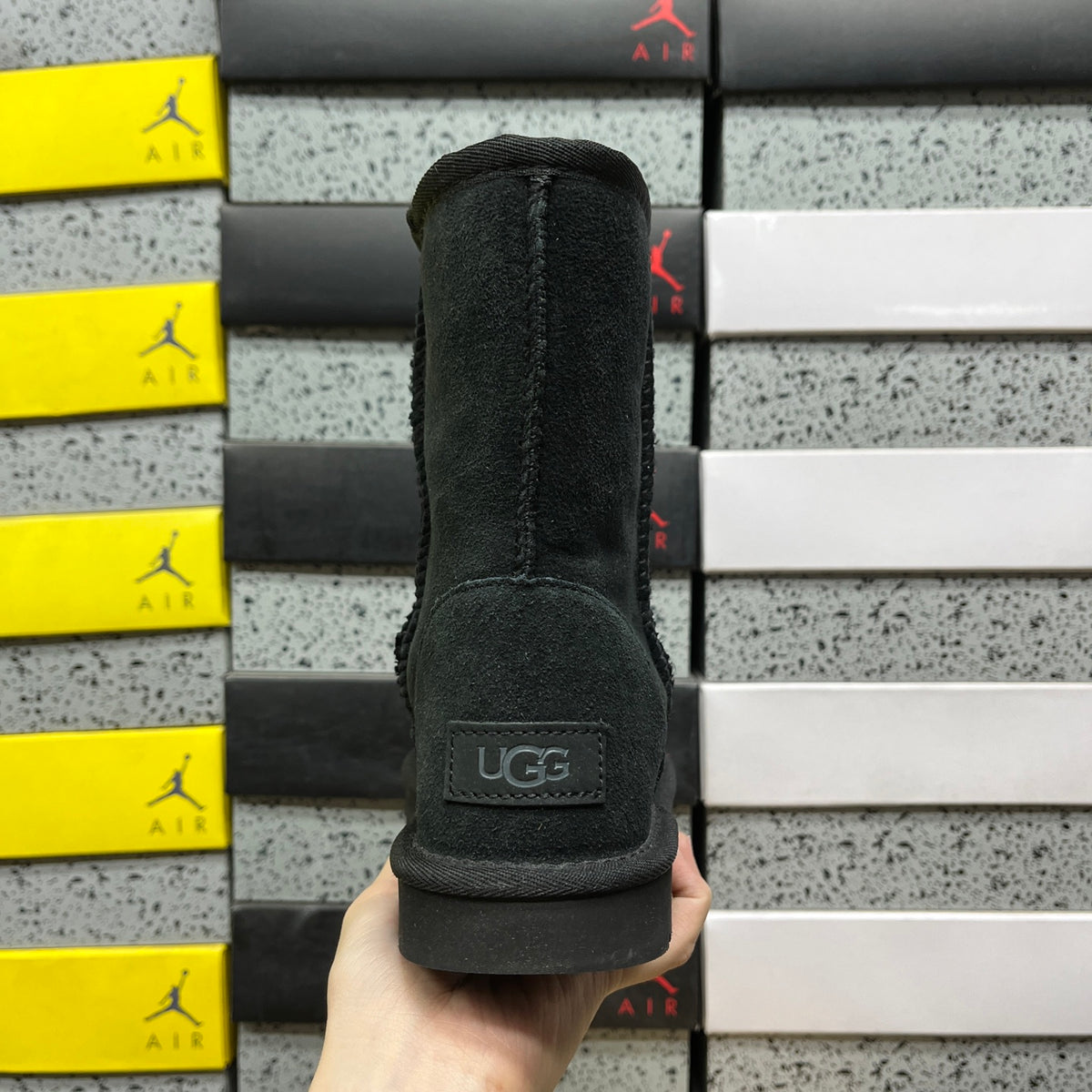 UGG Mid-Calf Snow Boot – Black (Style 1016223) | Sizes 35–40