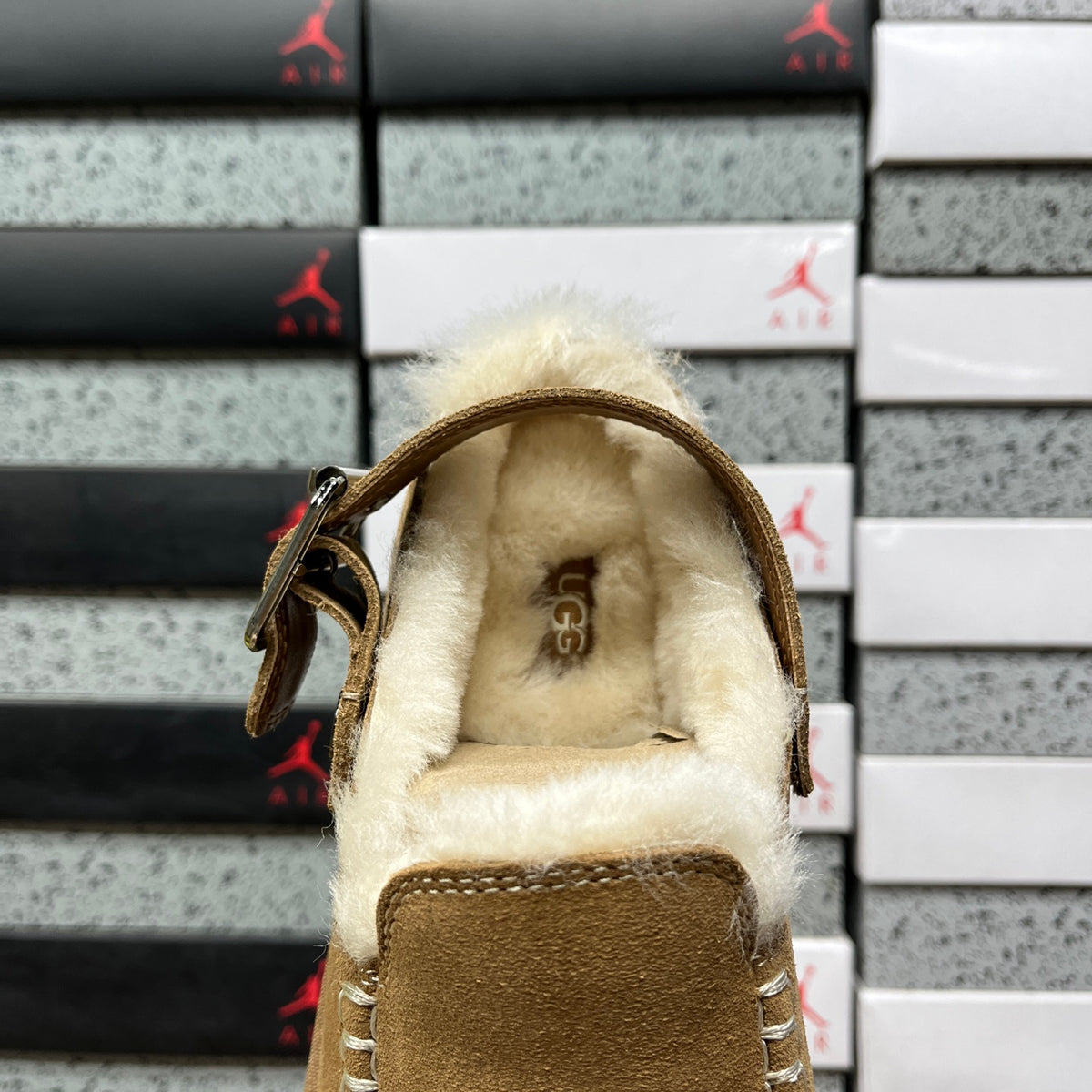 UGG Snow Boot – Chestnut (Style 1180251) | Sizes 35–40