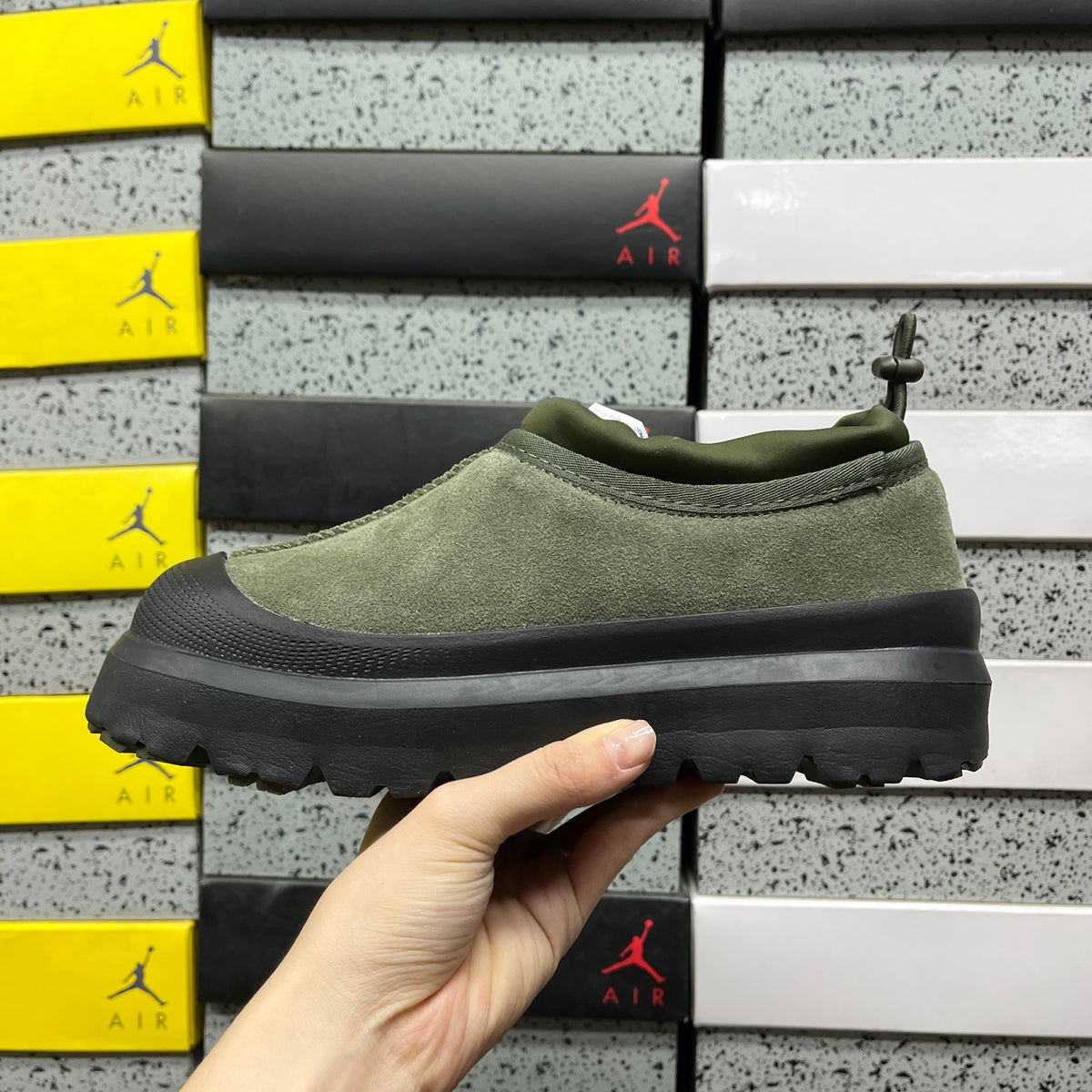 UGG Snow Boot – Green, Black Sole (Style 1144096) | Sizes 35–45