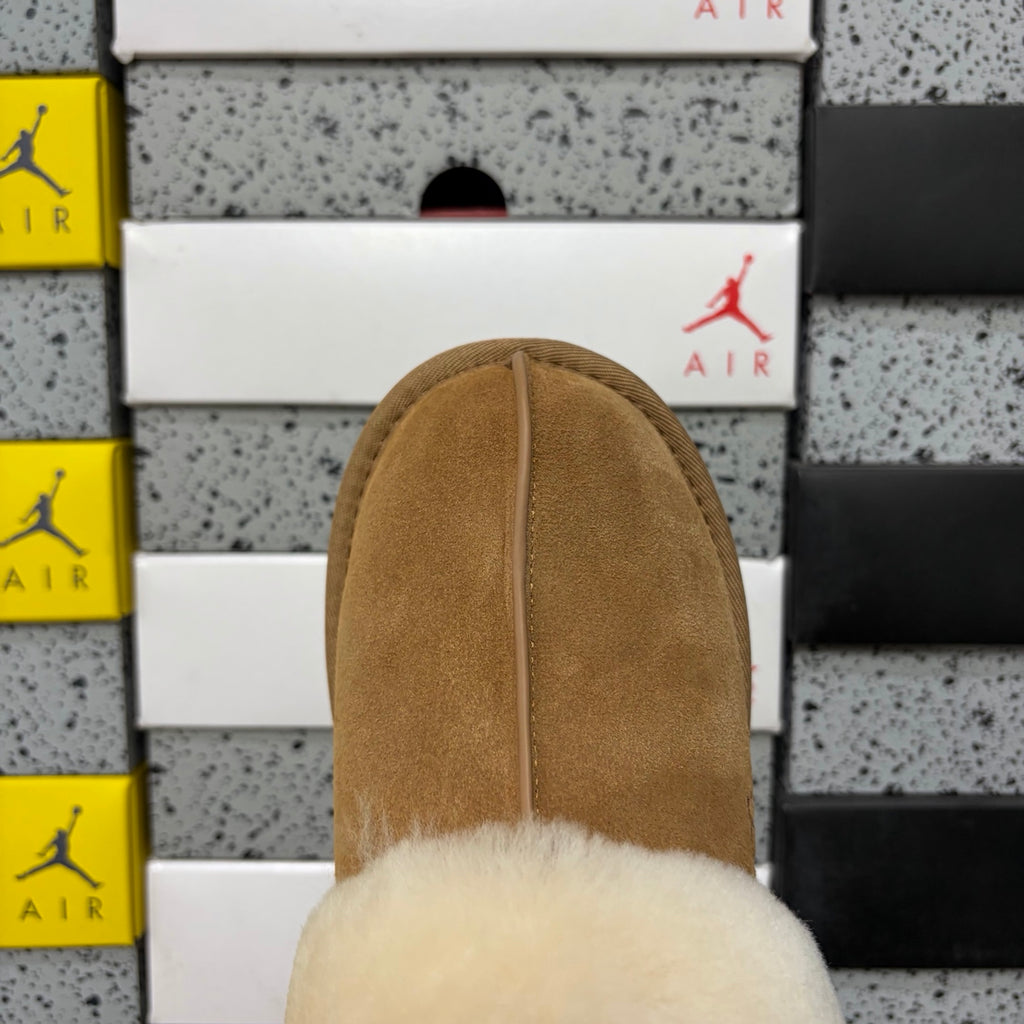 UGG Flat Slide Slipper – Chestnut (Style 2550) | Sizes 35–40